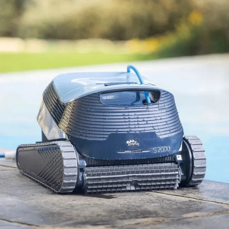 Maytronics Dolphin S2000 Robot  (preview 1)