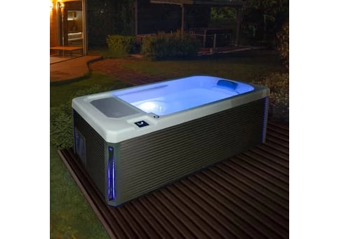 Iceland Cold plunge Icetub (img 7)