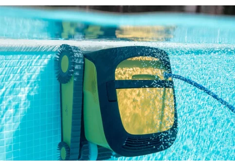 Maytronics Dolphin  Wave 90i Robot (img 1)