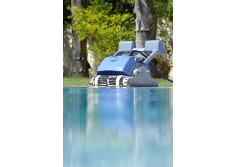Maytronics Dolphin M400 Robot (img 7)